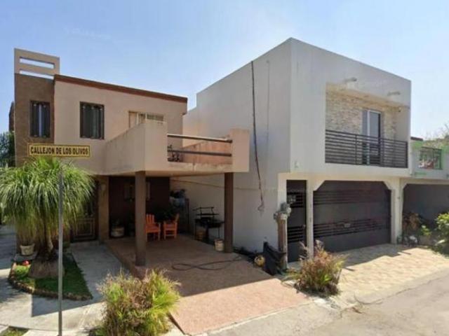 VENTA DE CASA EN GIL DE LYEVA, MONTEMORELOS, N. L