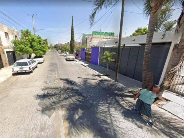 VENTA DE CASA EN HUENTITAN GUADALAJARA