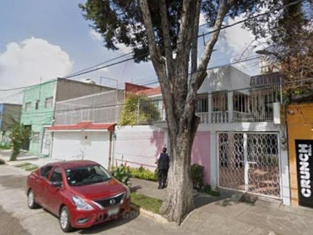 VENTA DE CASA EN HAB VALLE CEYLAN TLANEPANTLA MEX
