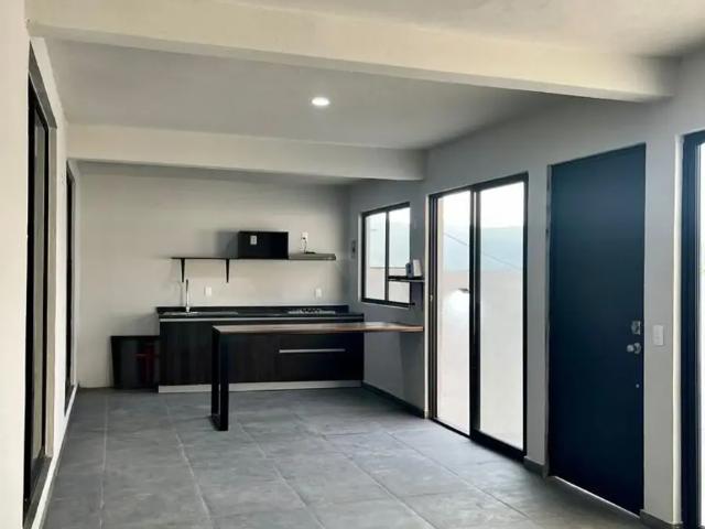 VENTA DE CASA EN IXTAPAN DE LA SAL