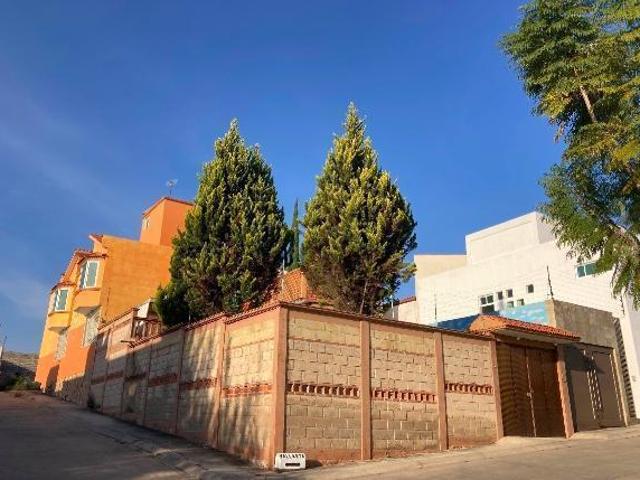 VENTA DE CASA EN IXTAPAN DE LA SAL