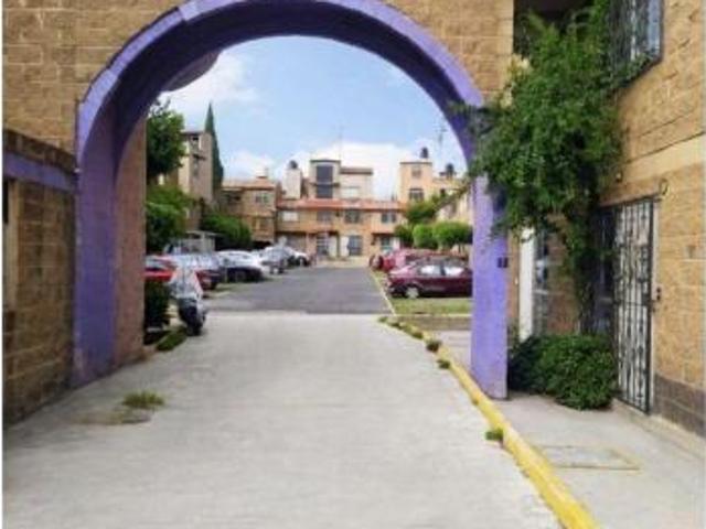 VENTA DE CASA EN IXTAPALUCA VILLAS DE AYOTLA ESTADO DE MEXICO