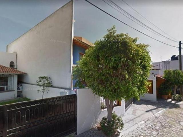VENTA DE CASA EN JURICA PINAR QUERETARO