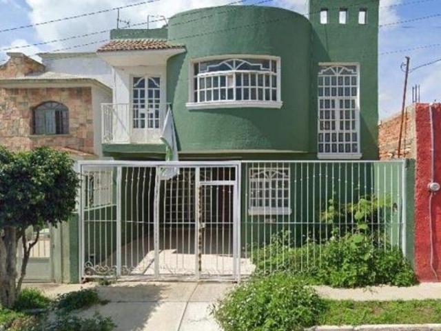 VENTA DE CASA EN JALISCO COYULA RANCHO DE LA CRUZ PRADOS DE LOS GIRASOLES