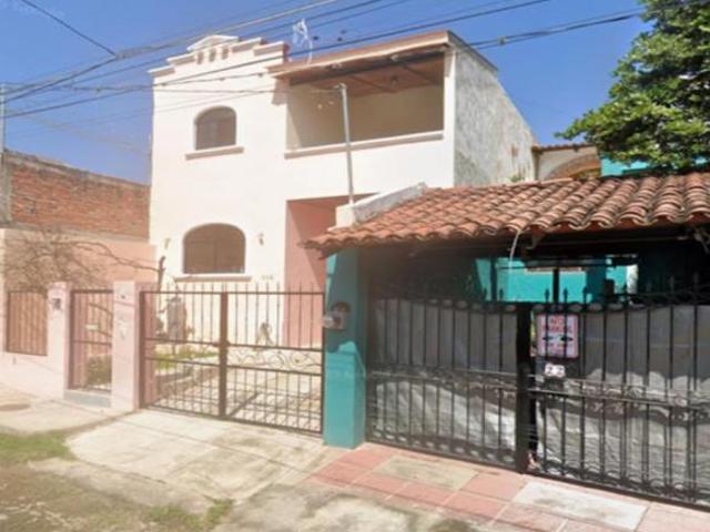 VENTA DE CASA EN JALISCO SAN ANTONIO TLAYACAPAN PRIV RAMOR CAROBA