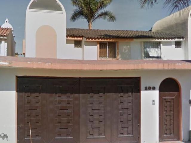 VENTA DE CASA EN JALISCO PUERTO VALLARTA FRACCIONAMIENTO DELFINES