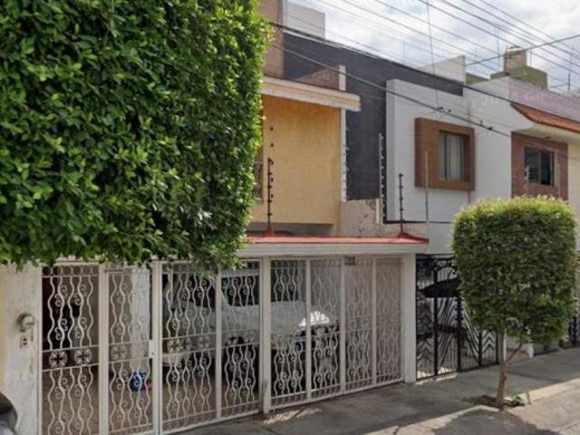 VENTA DE CASA EN JARDINES DE SAN JOSÉ EN GUADALAJARA, JALISCO