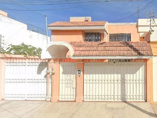 VENTA DE CASA EN JARDINES DE TEHUACAN PUEBLA