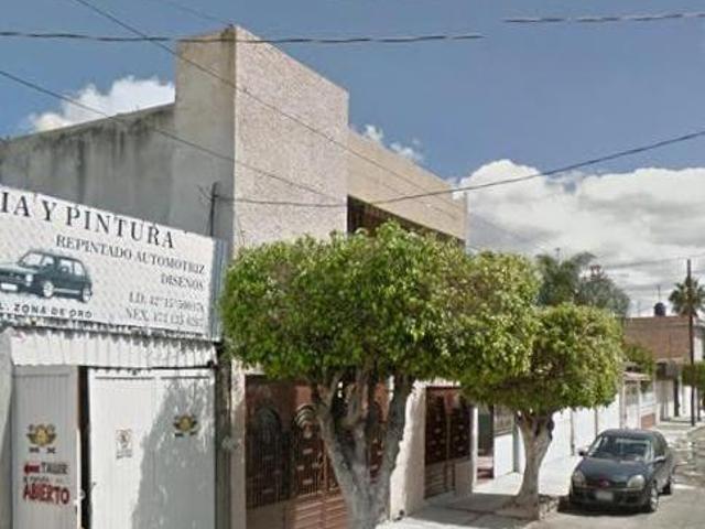 VENTA DE CASA EN COL ZONA DE ORO MUNICIPIO CELAYA GUANAJUATO