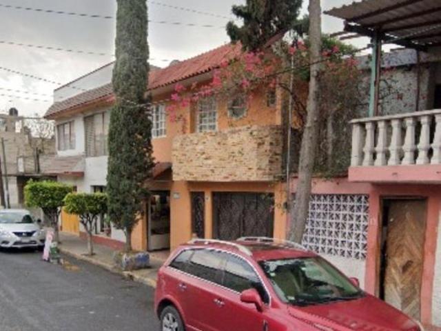 VENTA DE CASA EN LA AGRÍCOLA EN IZTACALCO EN LA CIUDAD DE MÉXICO