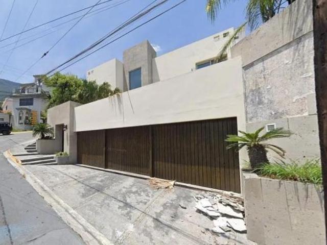 VENTA DE CASA EN LA CIMA SAN PEDRO NL