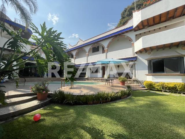 Venta de casa en la Col. Delicias, Cuernavaca, Morelos. Clave 5952