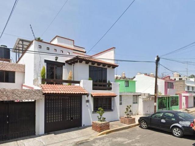 VENTA DE CASA EN LA COLONIA CTM EL RISCO EN LA GAM CDMX
