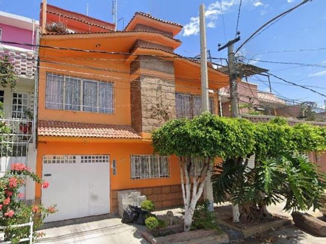 VENTA DE CASA EN LA COLONIA AGUA AZUL, NEZAHUALCOYOTL, ESTADO DE MEXICO