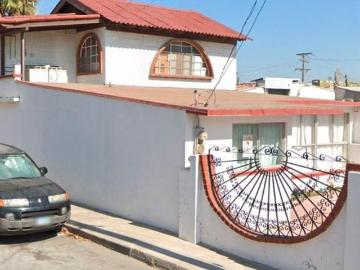 VENTA DE CASA EN LA COLONIA GAS Y ANEXAS EN TIJUANA BC
