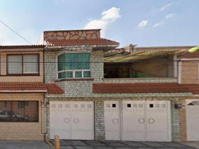VENTA DE CASA EN LA COLONIA INDUSTRIAS TULPETLAC ECATEPEC DE MORELOS