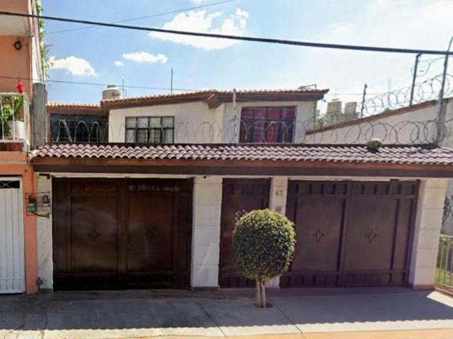 VENTA DE CASA EN LA COLONIA IZCALLI DEL VALLE TULTITLAN EDOMEX