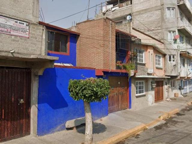 VENTA DE CASA EN LA COLONIA JOSE VICENTE VILLADA, NEZAHULCOYOTL, ESTADO DE MEXICO