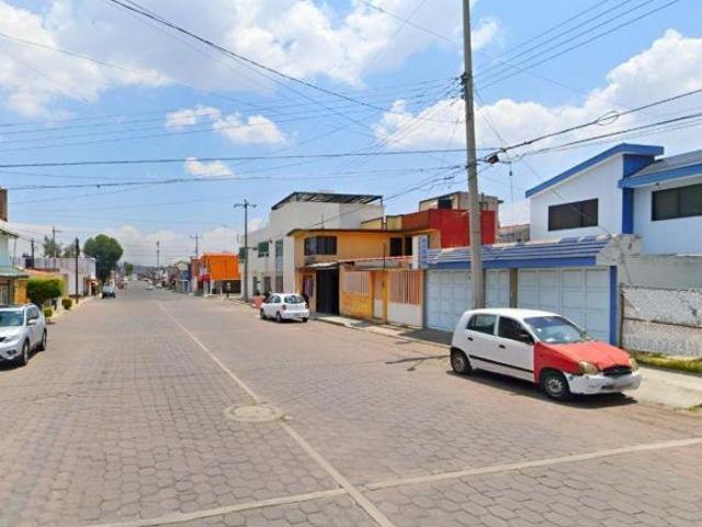 VENTA DE CASA EN LA COLONIA LOMA BONITA, OCOTLAN, TLACOMULCO