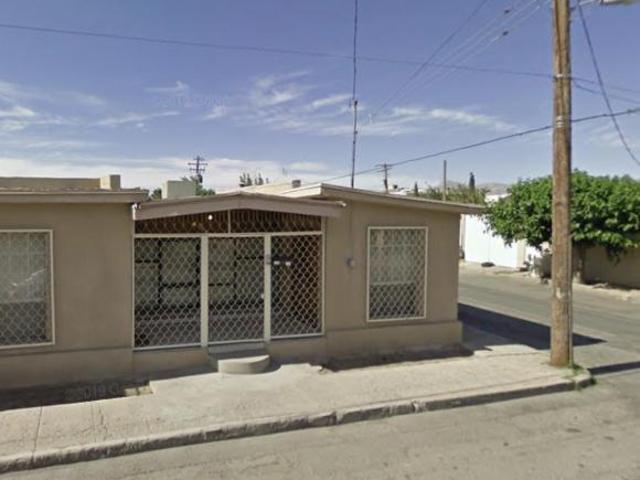 VENTA DE CASA EN LA COLONIA LOS NOGALES EN CIUDAD JUAREZ EN CHIHUAHUA