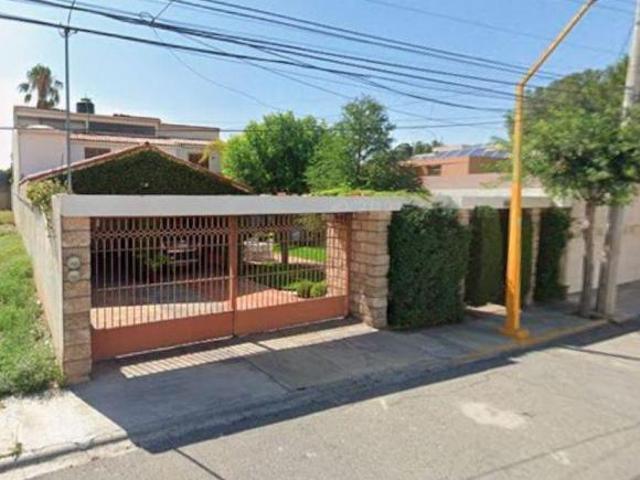 VENTA DE CASA EN LA COLONIA LATINOAMERICANA1RA AMP EN SALTILLO COAHUILA