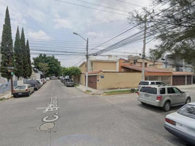 VENTA DE CASA EN LA COLONIA LA CALMA ZAPOPAN JALISCO
