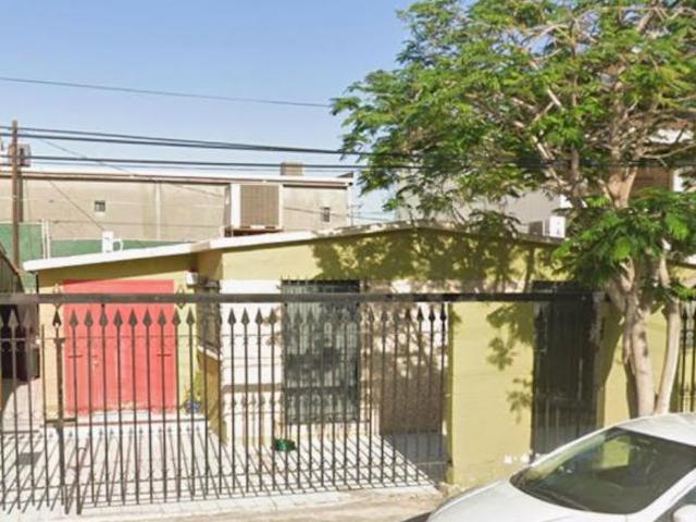 VENTA DE CASA EN LA COLONIA LAS FUENTES, MEXICALI, BAJA CALIFORNIA