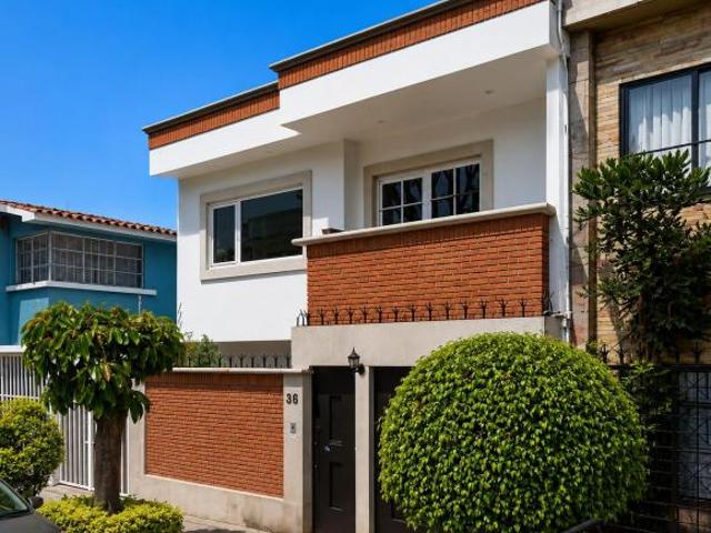 VENTA DE CASA EN LA COLONIA LETRAN VALLE EN BENITO JUAREZ EN LA CIUDAD DE MEXICO