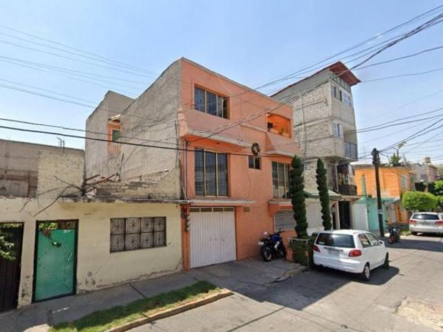 VENTA DE CASA EN LA COLONIA METROPOLITANA 2ª SECC. CIUDAD NEZAHUALCOYOTL, ESTADO DE MEXICO