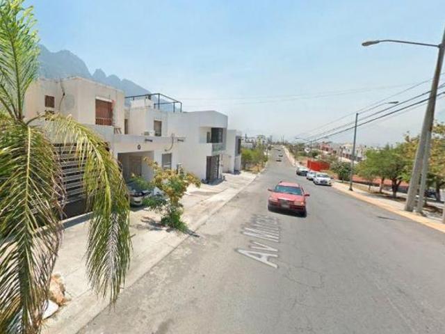 VENTA DE CASA EN LA COLONIA MISION DE SANTA CATARINA EN SANTA CATARINA NL