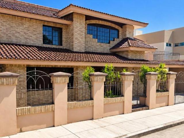 VENTA DE CASA EN LA COLONIA PETROLERA EN TAMPICO EN TAMAULIPAS