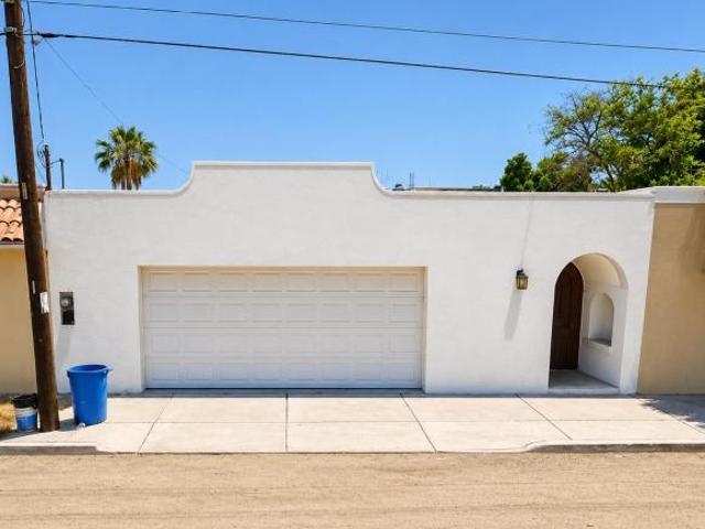 VENTA DE CASA EN LA COLONIA RESIDENCIAL GARZAS, LA PAZ, BAJA CALIFORNIA SUR