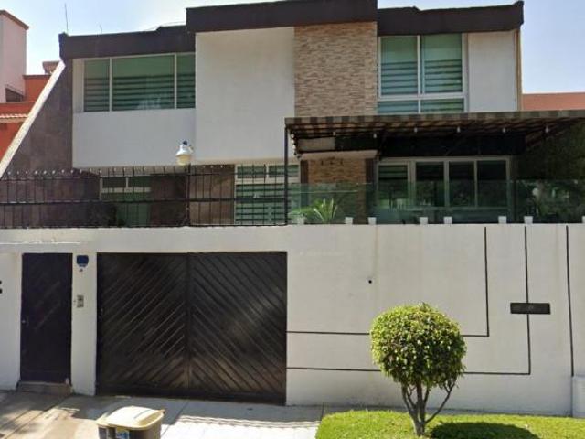 VENTA DE CASA EN LA COLONIA TAXQUEÑA EN COYOACAN EN LA CIUDAD DE MEXICO
