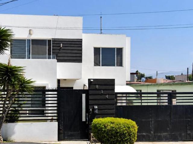 VENTA DE CASA EN LA COLONIA ULBRICH EN ENSENADA EN BAJA CALIFORNIA