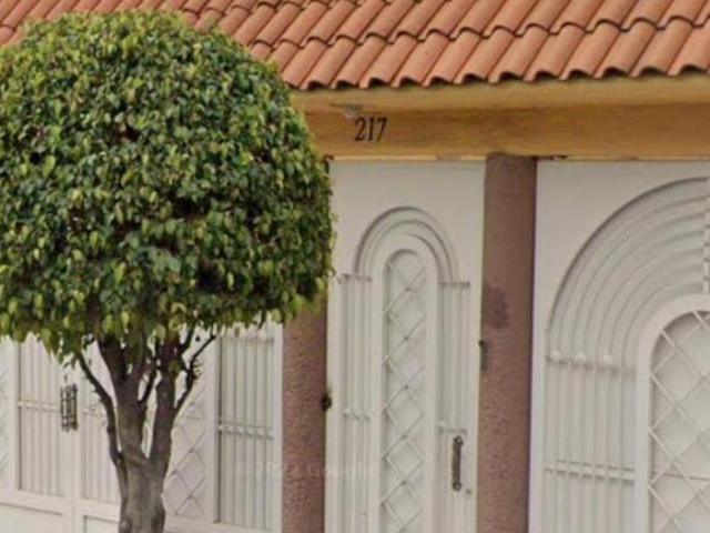 VENTA DE CASA EN LA COLONIA VALLE DE ARAGON 3RA SECC ECATEPEC