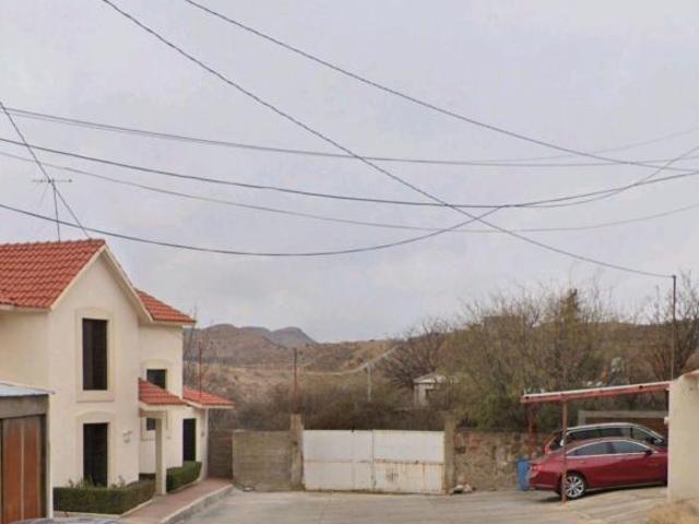 VENTA DE CASA EN LA COLONIA ZONA DEL PARQUE, HIDALGO DEL PARRAL, CHIHUAHUA