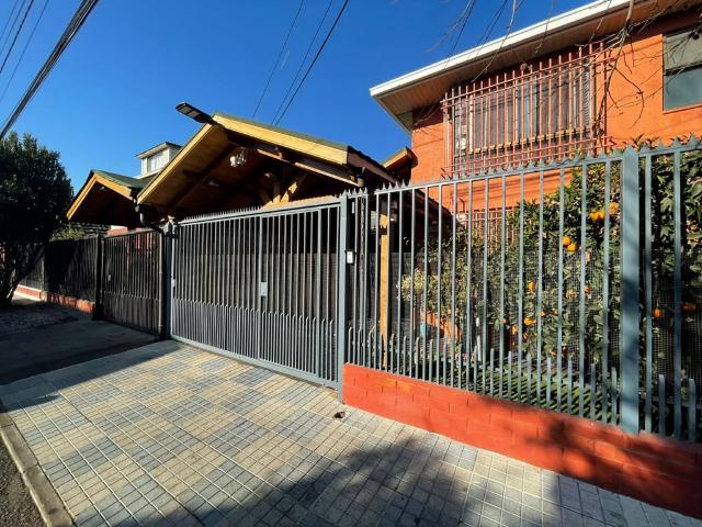 VENTA DE CASA EN LA COMUNA DE MAIPÚ 3D 3B