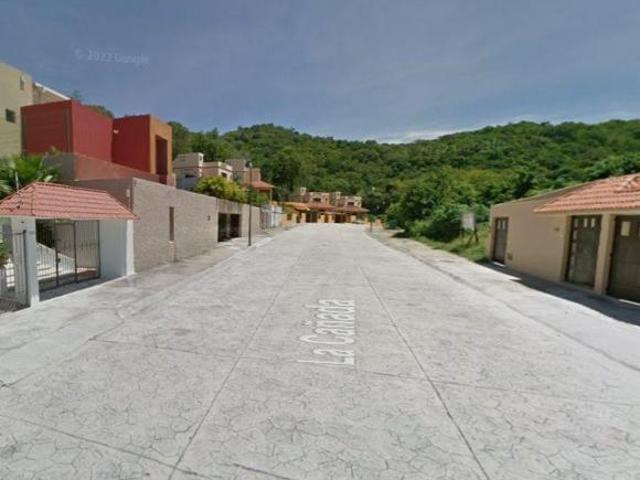 VENTA DE CASA EN LA CRUCECITA HUATULCO OAXACA