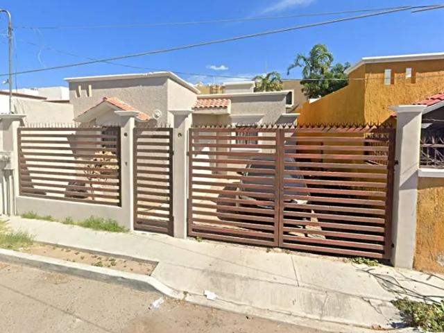 VENTA DE CASA EN LA PAZ, B.C.S