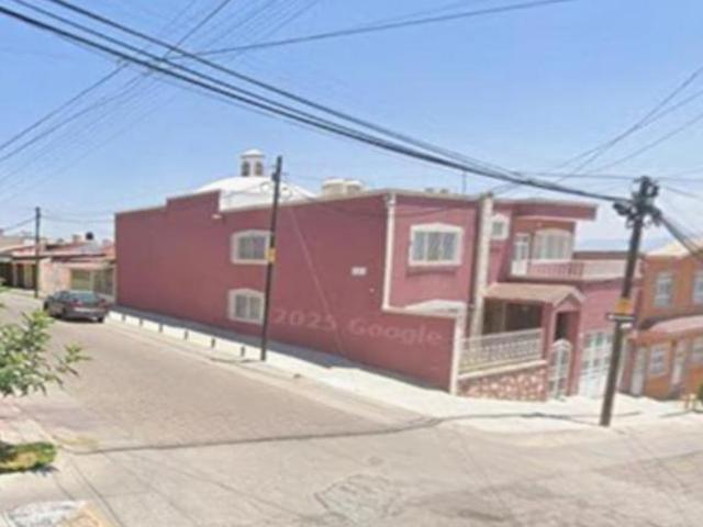 VENTA DE CASA EN LAGOS DE MORENO JALISCO COL. COLINAS DE SAN JAVIER, TOPACIO