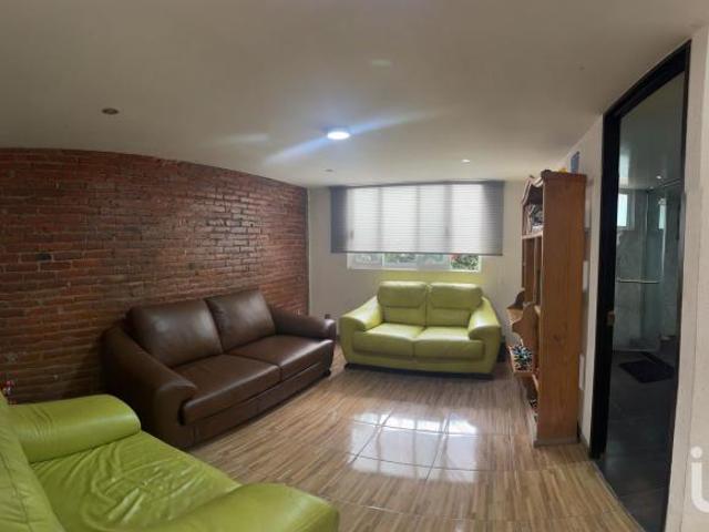 VENTA de CASA en Las Cuevitas, Álvaro Obregón, CDMX