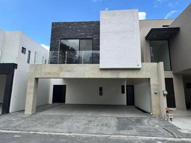 Venta de Casa en Las Esmeraldas