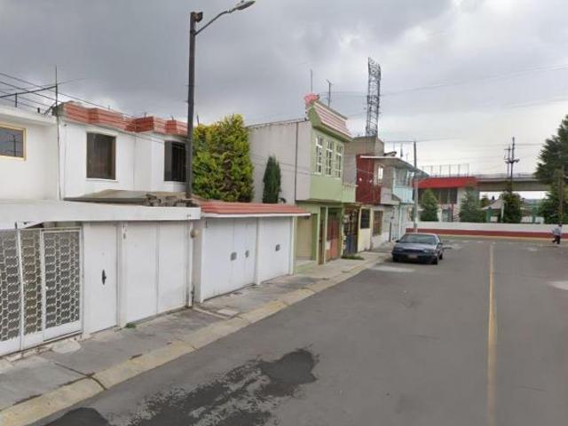 Venta de casa en Las Marinas, San Jeronimo Chicahualco Mex