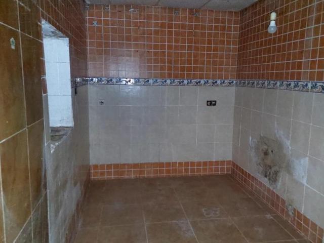 Venta de Casa en Linares, Jaén. NO ADMITE VISITAS