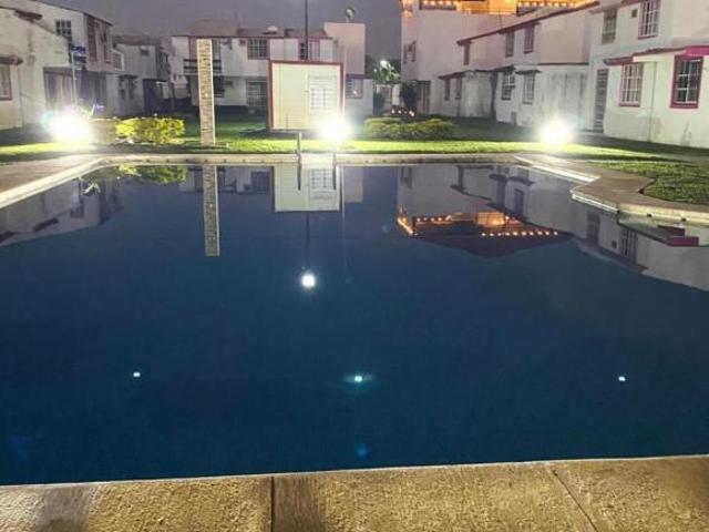 Venta de casa en Llano Largo, Acapulco Guerrero…Clave 5417