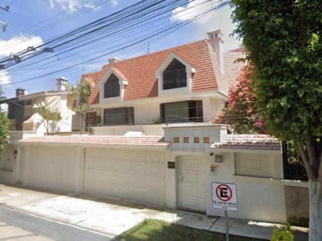 VENTA DE CASA EN LOMA REAL, ZAPOPAN, JALISCO