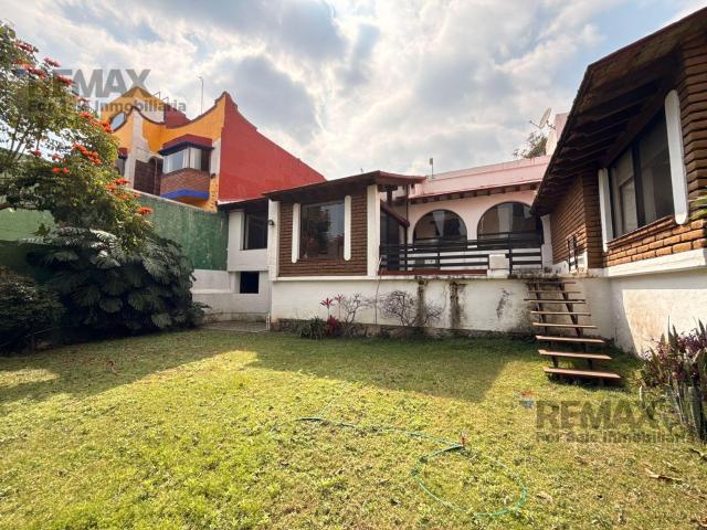Venta de casa en Lomas de Atzingo, Cuernavaca, Morelos?Clave 5982