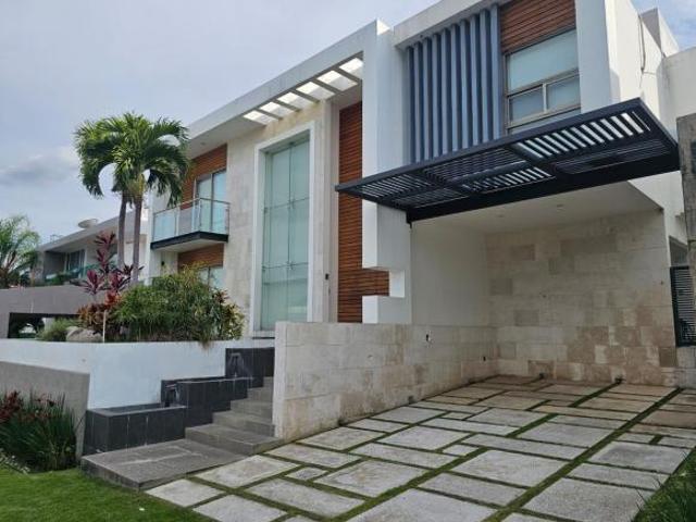 Venta de casa en Lomas de Cocoyoc, Morelos
