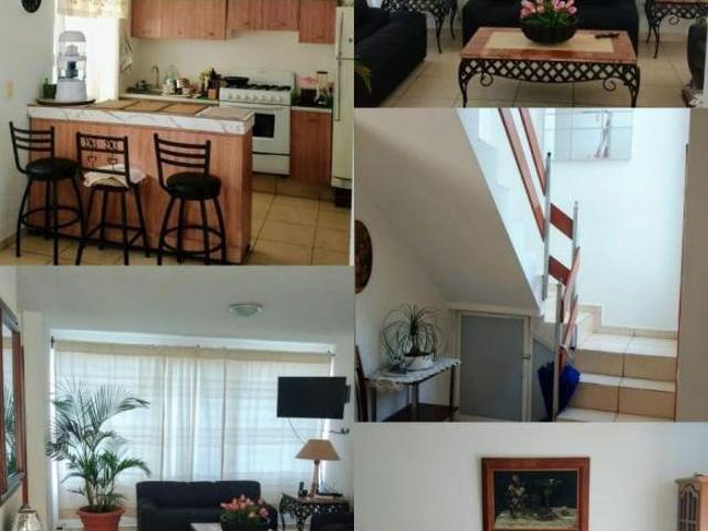 VENTA DE CASA EN LOMAS DE COMANJILLA