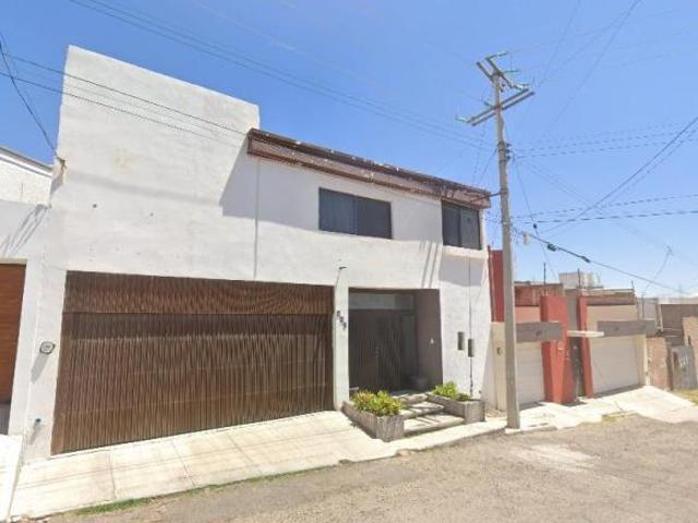 VENTA DE CASA EN LOMAS DE SAHUATOBA